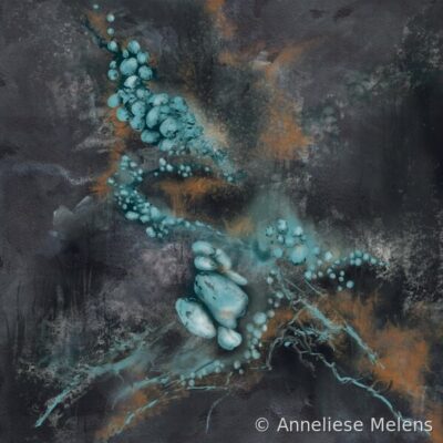 Kristalportret Turkoois met turquoise en blauwe kristalvormen op een donkere achtergrond